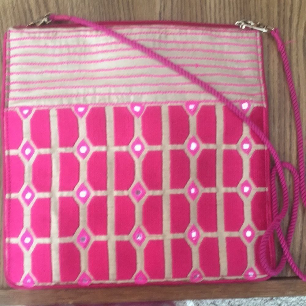 Indian bright crossbody bag w/tiny mirrors💝❤️🌹